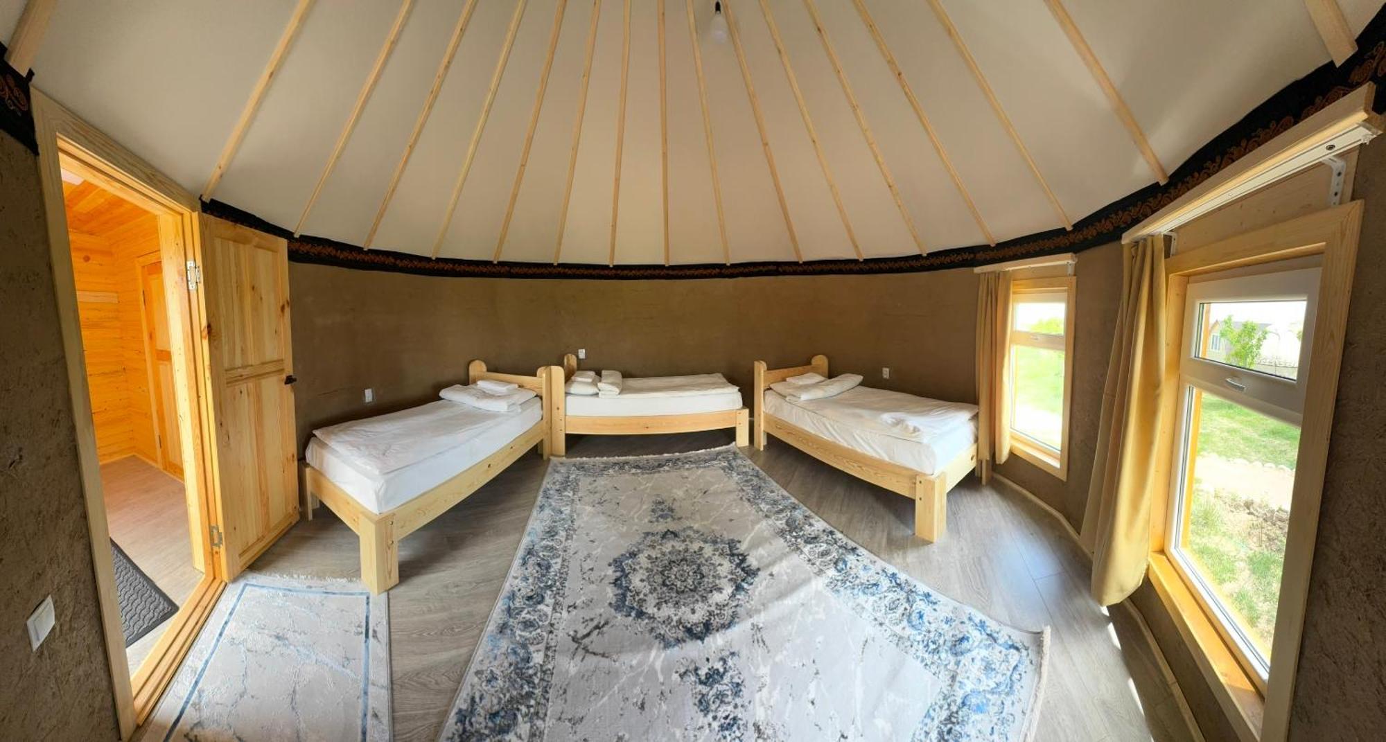Bosogo Yurt Camp Hotel Bokonbayevo Exterior photo